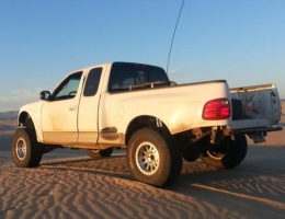 DirtShark Ext Cab Lariat 4x4